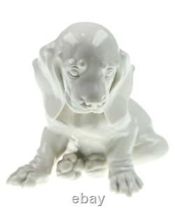 Porcelain Sitting Young Dachshund (Allach Model No 2) by T. Kärner, Dachs, Dog